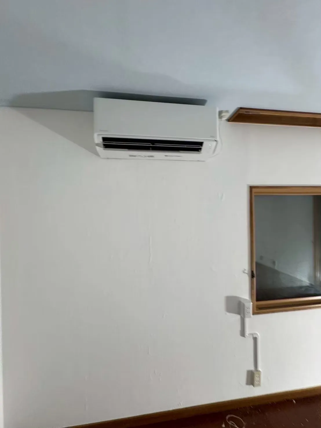 今回はエアコン工事しました!